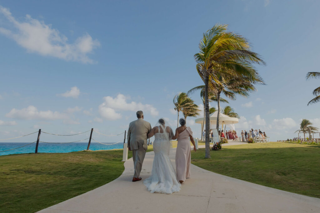 Hyatt Ziva Cancun Destination Wedding Mariah and Cory